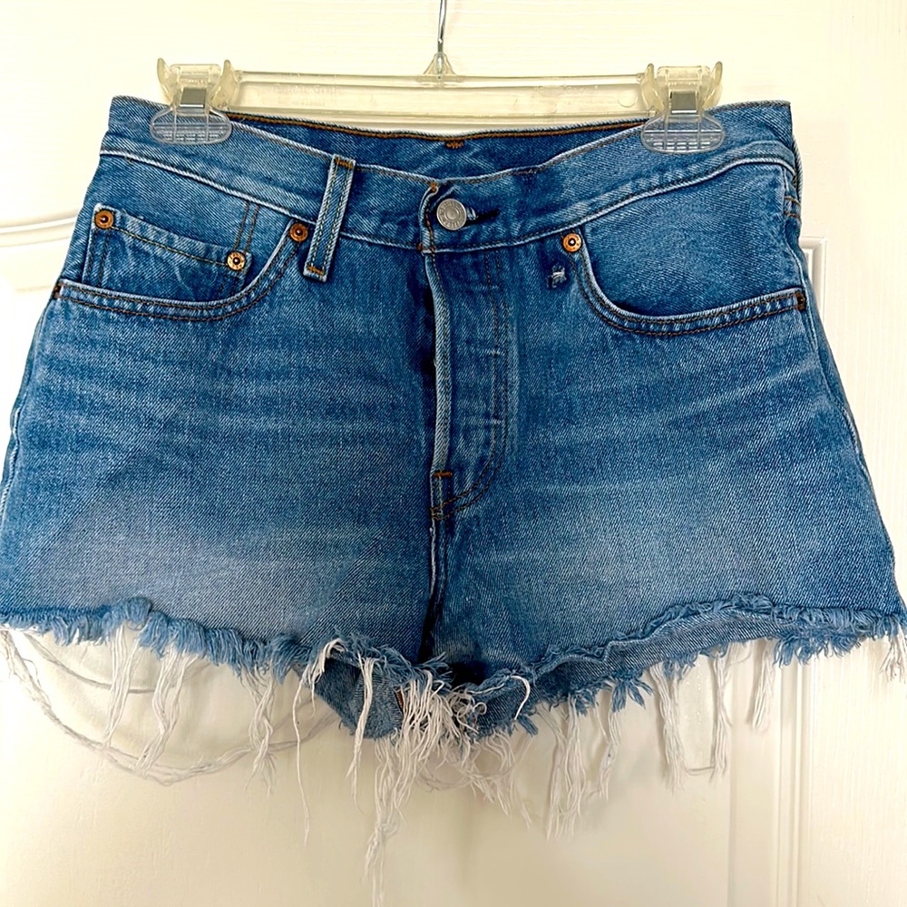 Levi 501 Shorts W26 Button up
